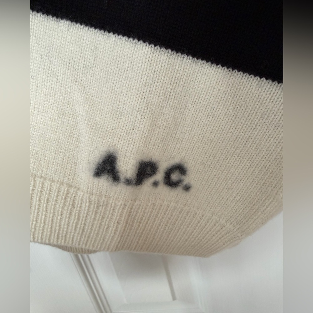 A.P.C. Penny Sweater - 100% wool Black and White Striped - size M - Picture 6 of 10